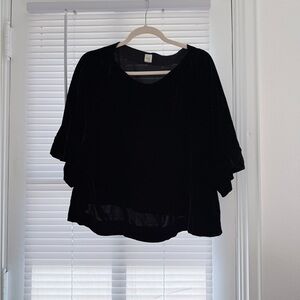 SOLD GAP Black Velvet Women's Blouse